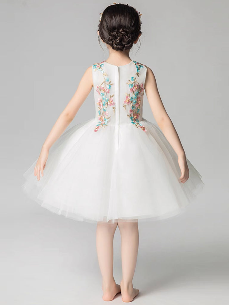 A-Line Tulle Lace Applique Short White Flower Girl Dress